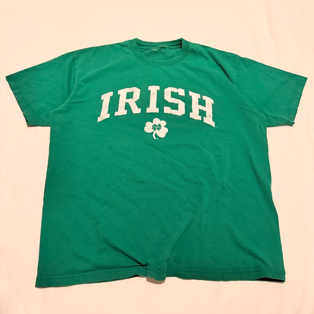 Notre Dame T-Shirt Mens Large Green Irish Shamrock Graphic Tee NCAA